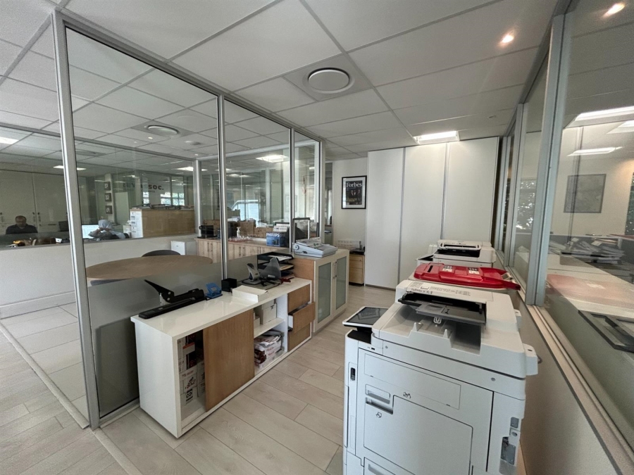 To Let Commercial Property for Rent in Newlands Western Cape